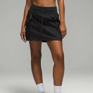 Multi-Pocket Cargo High-Rise Hiking Skirt In Black